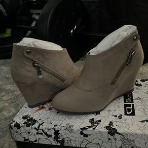 CL by laundry taupe wedge booties